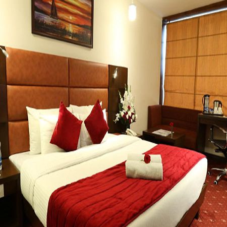 Sunbeam Premium Hotel Zirakpur Luaran gambar