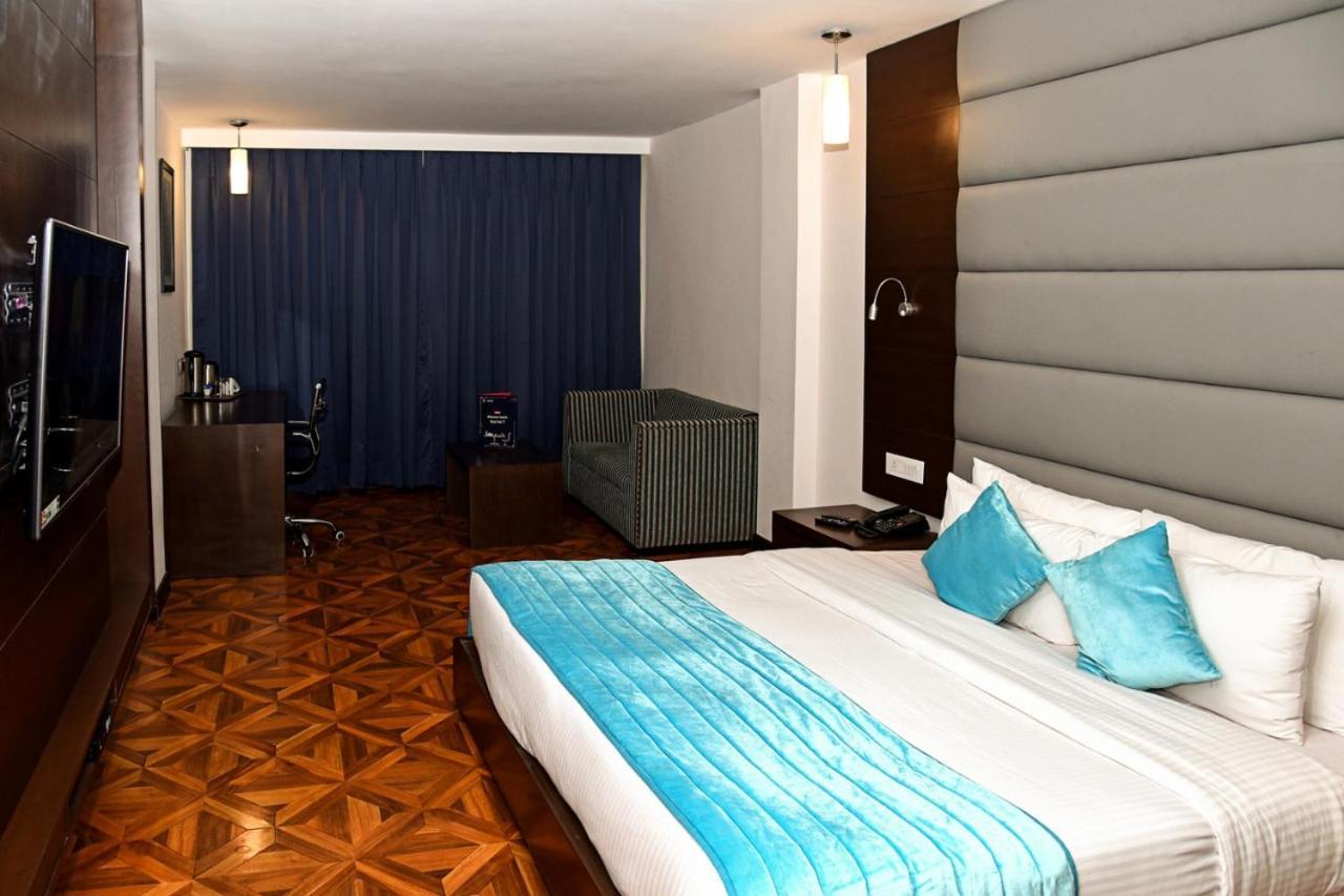 Sunbeam Premium Hotel Zirakpur Luaran gambar