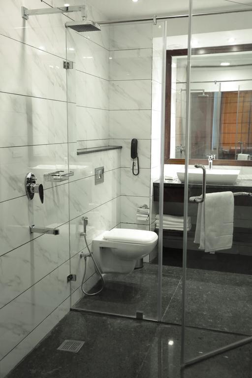 Sunbeam Premium Hotel Zirakpur Luaran gambar