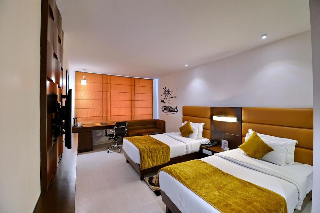 Sunbeam Premium Hotel Zirakpur Luaran gambar