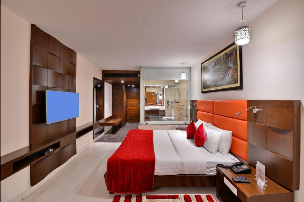Sunbeam Premium Hotel Zirakpur Luaran gambar
